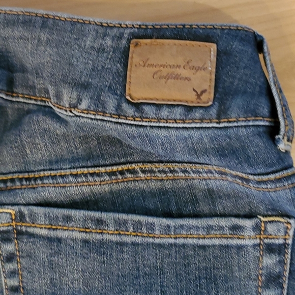 American Eagle jeans in size 6 - Picture 5 of 5